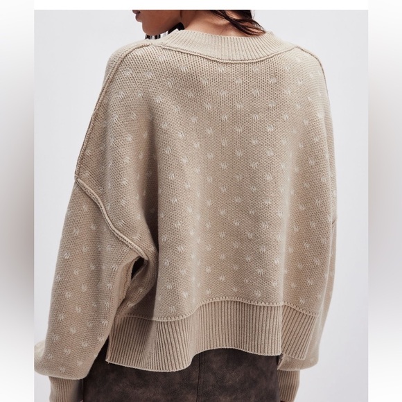 Free People easy street crop sweater - Picture 2 of 6